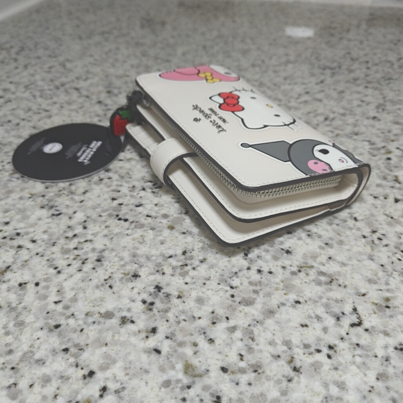Hello Kitty And Friends X Kate Spade New York Medium Bifold Wallet - Picture 5 of 8